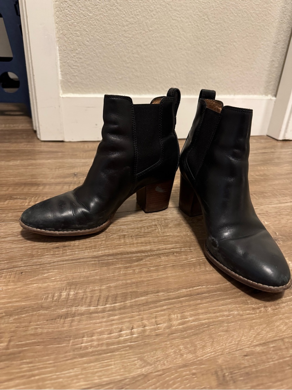 Madewell Genuine Black Leather Chelsea Ankle Boots with Block Heel